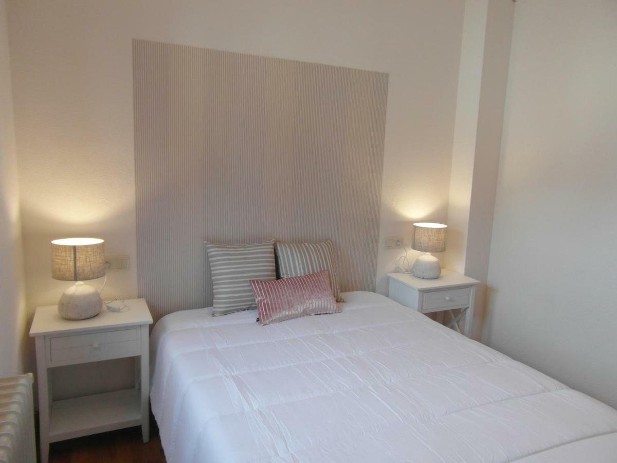 B18 - Edif Perramo - Villmor Apartment Benasque Bagian luar foto